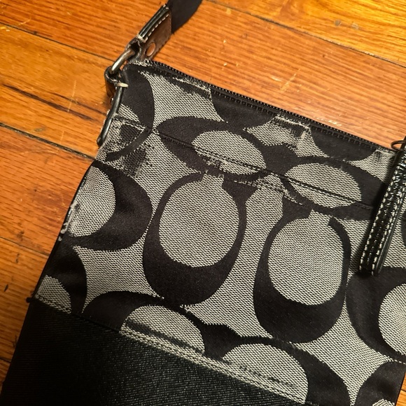 coach signature monogram bag - Picture 2 of 4
